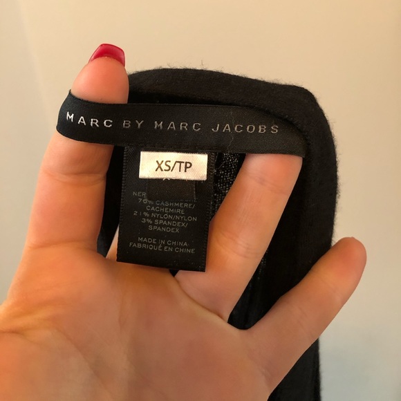 Marc by Marc Jacobs Cashmere Cardigan - Picture 2 of 4